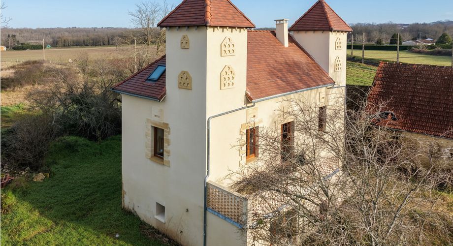 EXCLUSIVITE - Secteur Gourdon - Belle Demeure Quercynoise Contemporaine avec dépendances sur 1ha95 