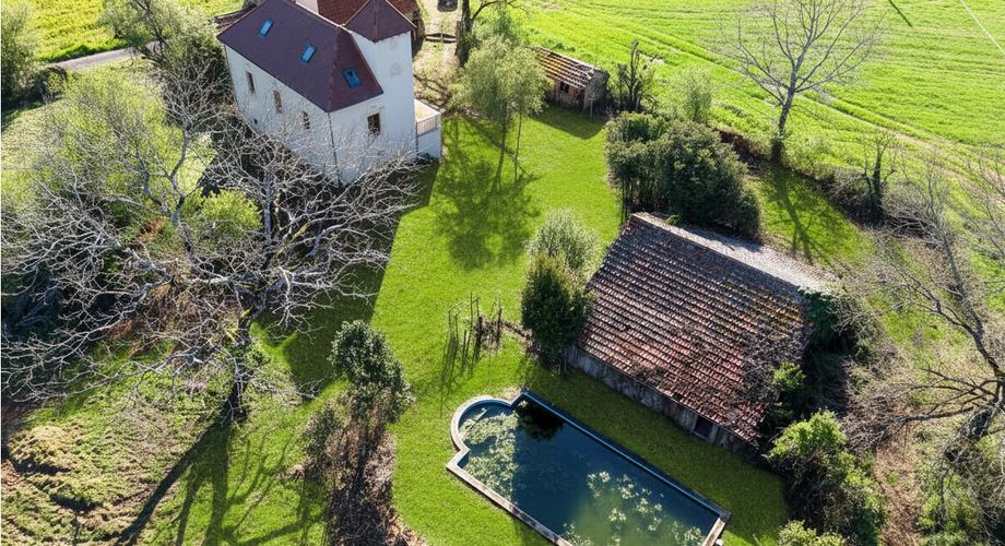 EXCLUSIVITE - Secteur Gourdon - Belle Demeure Quercynoise Contemporaine avec dépendances sur 1ha95 