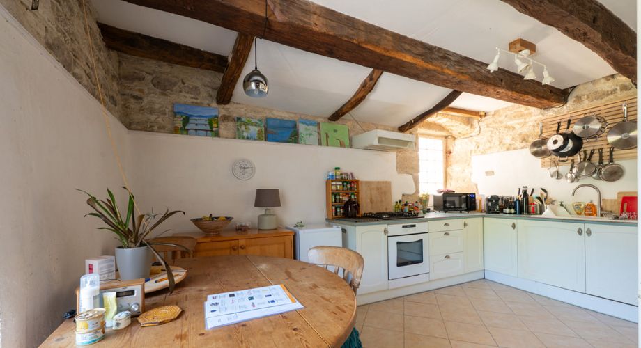 EXCLUSIVITE Secteur GOURDON Agréable Maison en pierre 3 chambres avec jardin 