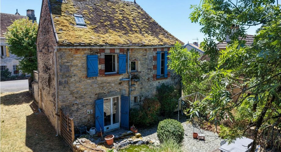 EXCLUSIVITE Secteur GOURDON Agréable Maison en pierre 3 chambres avec jardin 