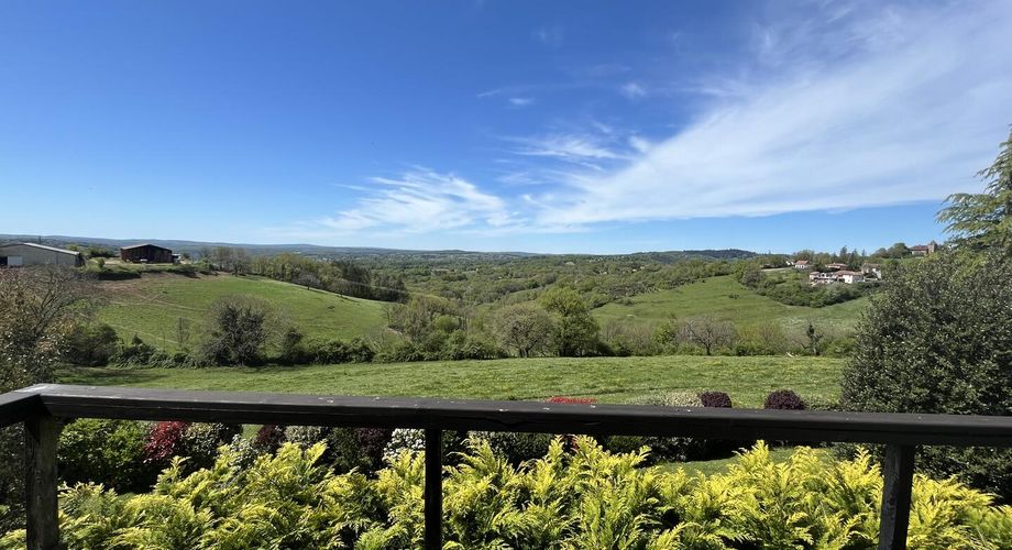 Proche de Figeac - Maison ancienne 176 m² - Vue panoramique