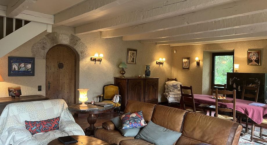 SECTEUR FIGEAC - Charmante maison en pierre - 143 m² 