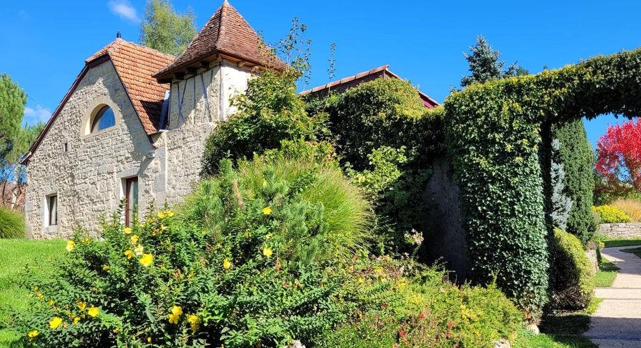 Splendide Propriété avec Chambres d’Hôtes – Secteur Lacapelle-Marival