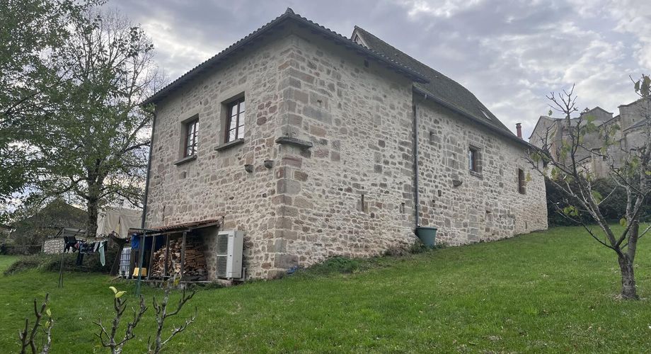 Superbe maison de village en pierre - SECTEUR LACAPELLE-MARIVAL