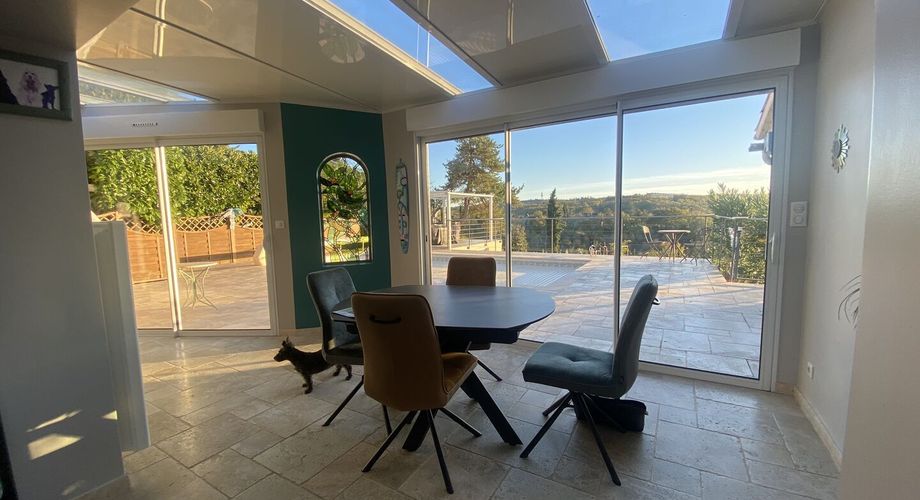 PRADINES, DOUBLE-MAISON AVEC VUE SUR LA VALLEE 