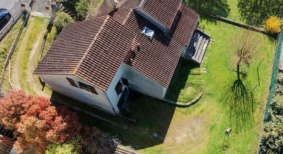 Maison atypique avec jardin clos au cœur de Souillac, beaux volumes et fort potentiel de valorisation