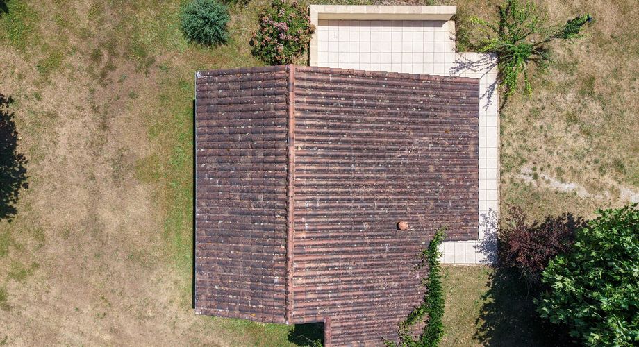 Belle opportunité : maison 2 chambres, jardin et terrasse couverte, idéale pied-à-terre ou location saisonnière