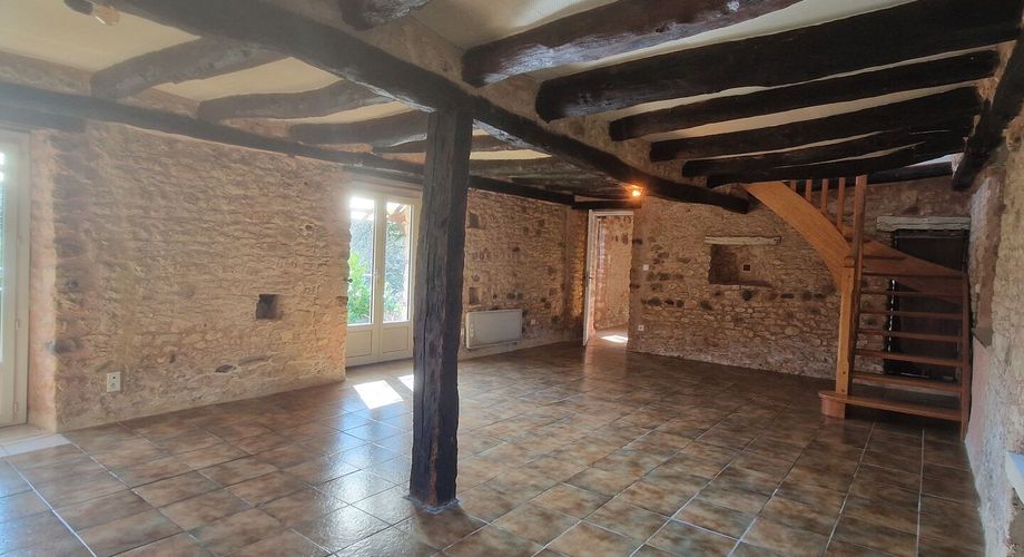 Exclsivité Label Pierres - Jolie maison périgourdine au calme avec son petit étang