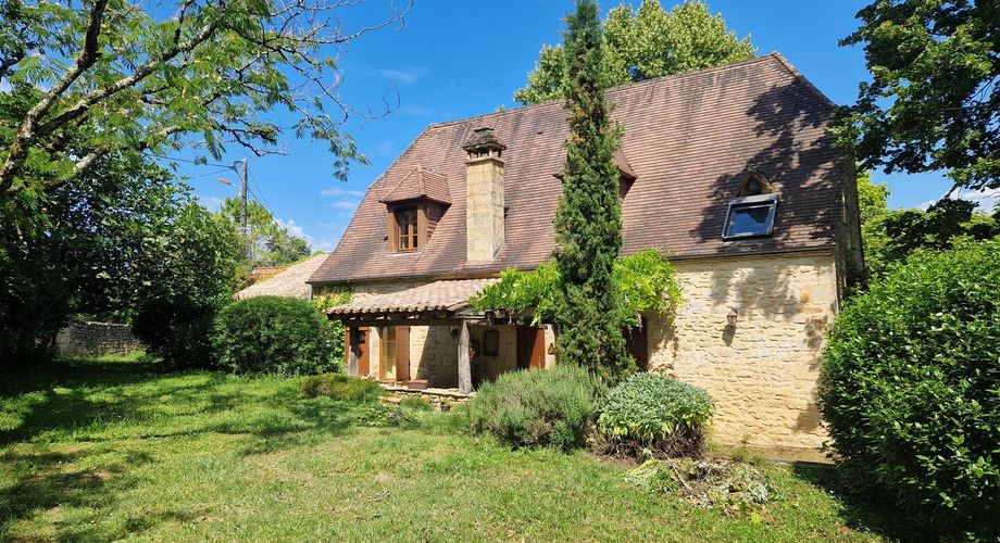 Les Eyzies - Maison périgourdine de 5 chambres et piscine avec vue sur la Vallée