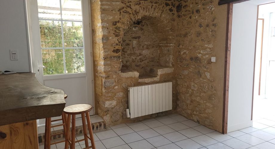 Saint-Cyprien, immeuble de rapport avec deux appartements libres