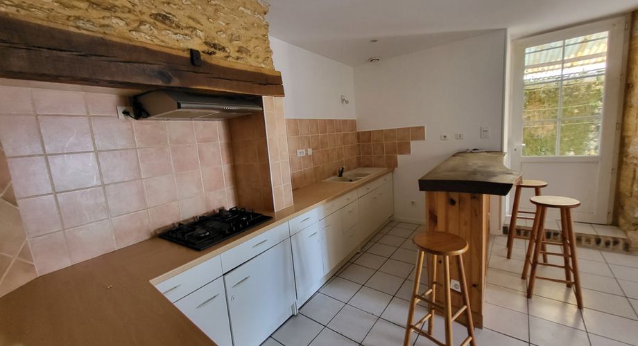 Saint-Cyprien, immeuble de rapport avec deux appartements libres