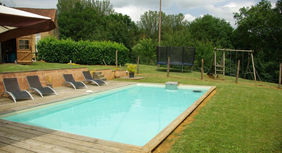 Propriété  avec deux gites,  une maison principale et deux piscines