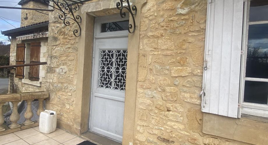 Maison ancienne avec terrasse