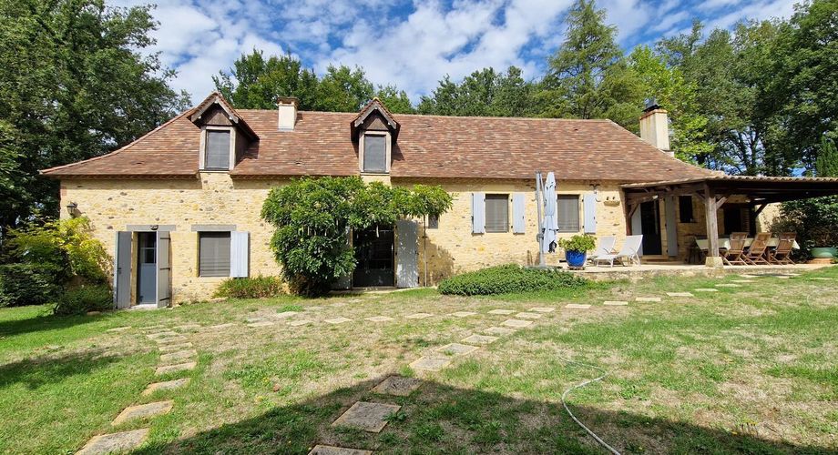 Propriété de caractère sur les hauteurs de la Vallée de la Vézère en Perigord Noir.