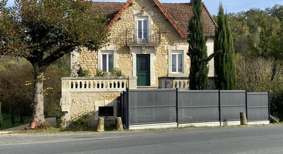 Charmante maison  bourgeoise avec jardin et appartement indépendant, 180 m2 rénovés avec goût 