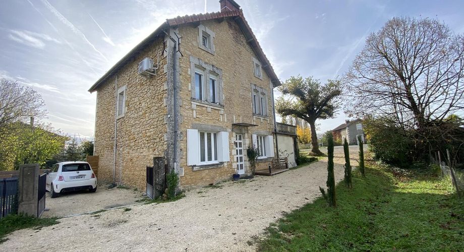 Charmante maison  bourgeoise avec jardin et appartement indépendant, 180 m2 rénovés avec goût 