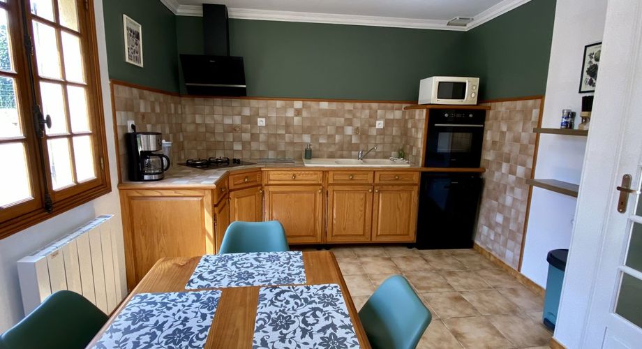 Maison avec piscine et jolie vue en Périgord Noir !