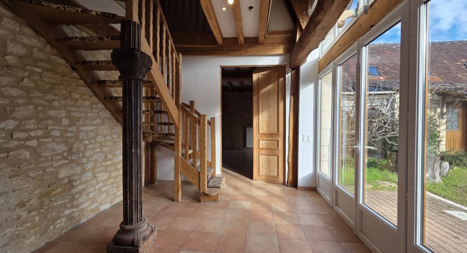 Ensemble de maisons en pierre