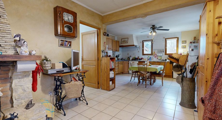 Maison contemporaine avec gîte et beau terrain au calme !