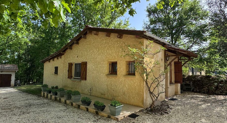 Maison contemporaine avec gîte et beau terrain au calme !
