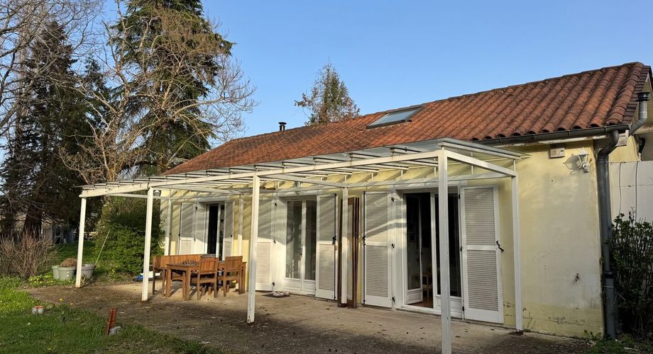 Charmant pied-à-terre contemporain – 64 m² dans un parc d’exception