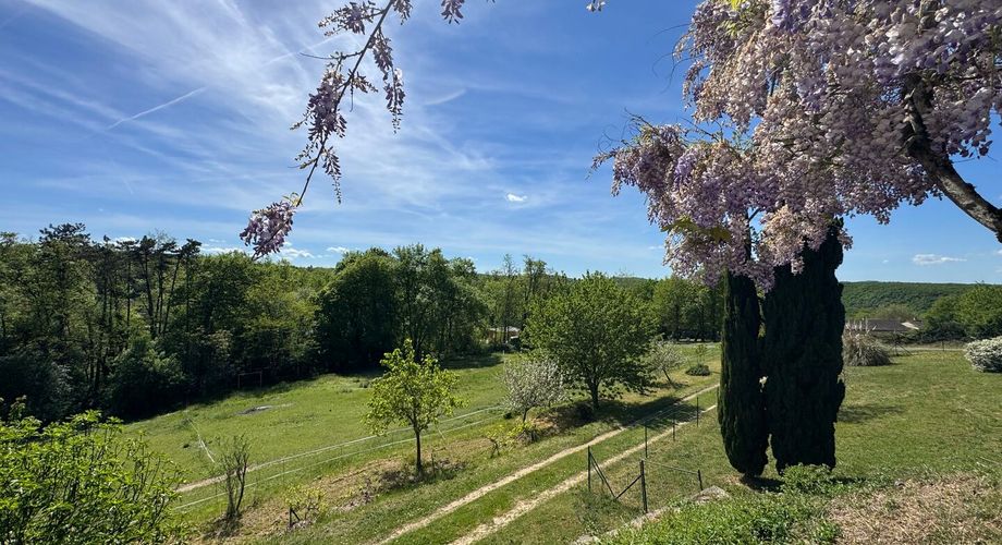 Maison de campagne avec grand terrain modulable, proche des commerces et au calme