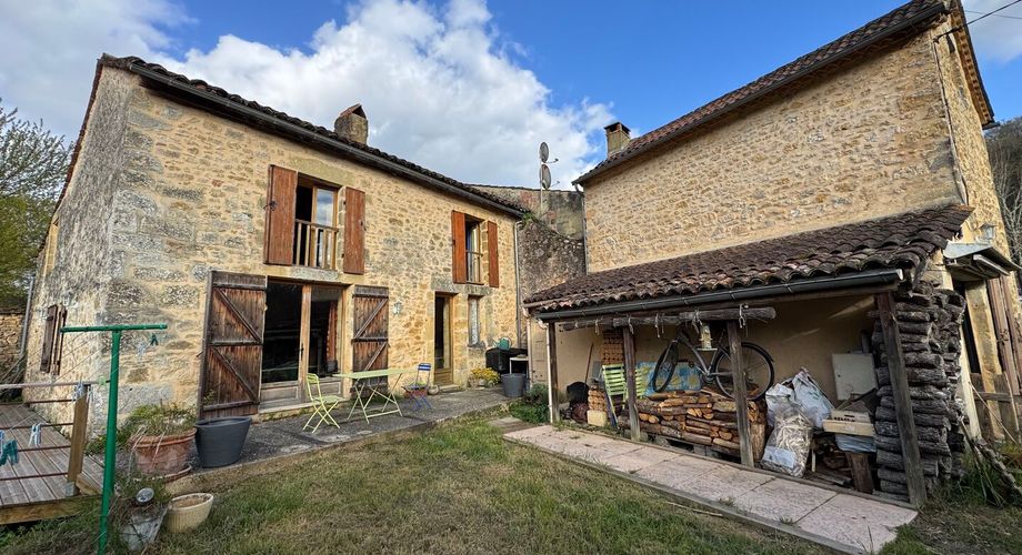 Ensemble ancien de deux maisons + garage indépendant