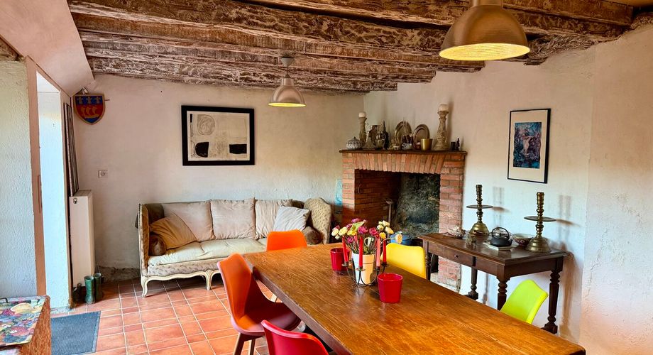 Maison en pierres avec source, ruisseau et piscine – Proche Sarlat-la-Canéda