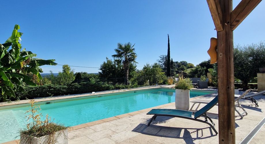 Maison Principale, Gîte, Piscine, Belle Vue et terrain de plus de 4000m2