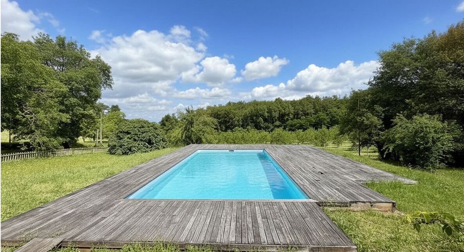 Maison périgourdine de caractère avec dépendances et piscine – Castelnaud-la-Chapelle – Périgord Noir