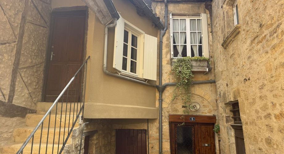À vendre – Maison de ville au cœur de Sarlat