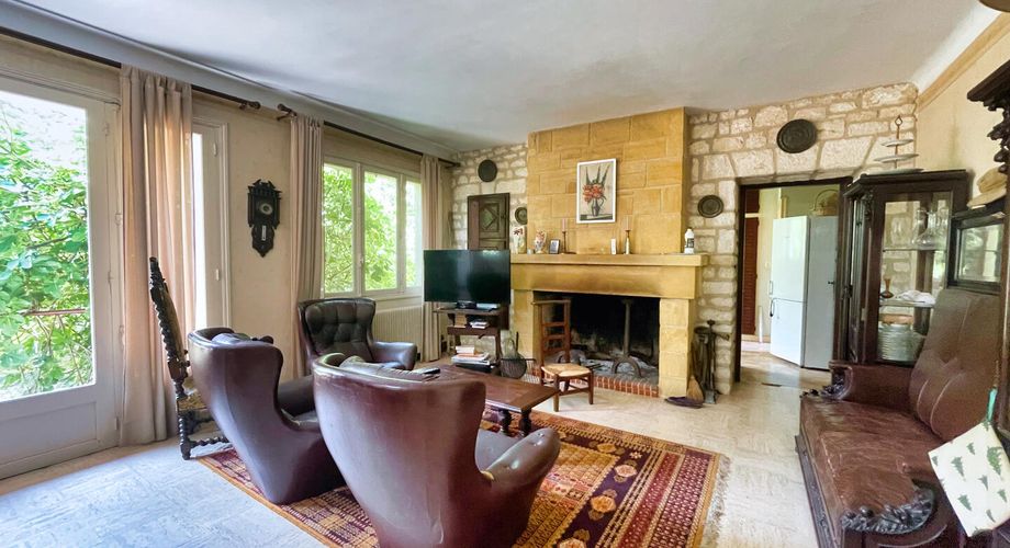 SAINT CYPRIEN maison de plain-pied sur 6244m2