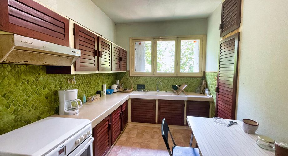 SAINT CYPRIEN maison de plain-pied sur 6244m2