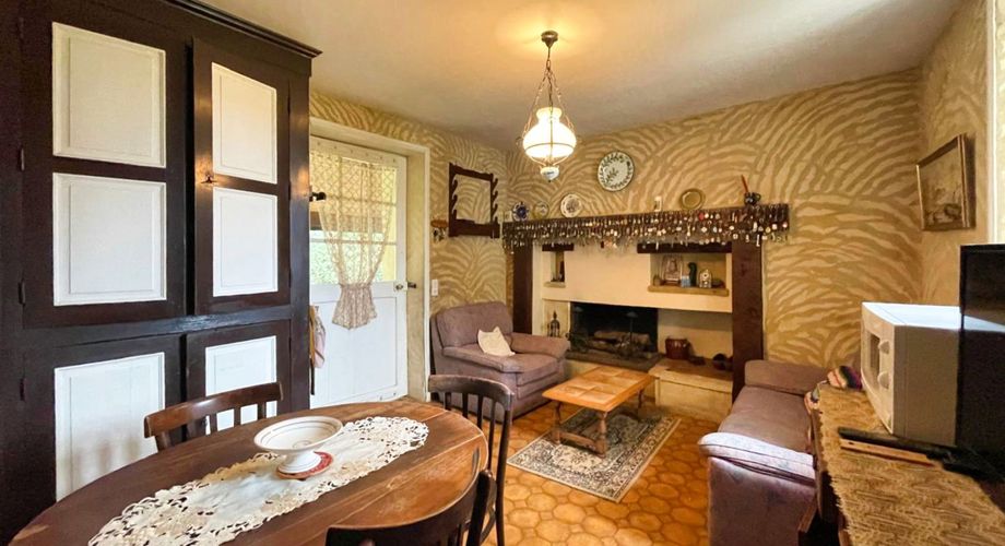 ENSEMBLE DE 2 MAISONS 